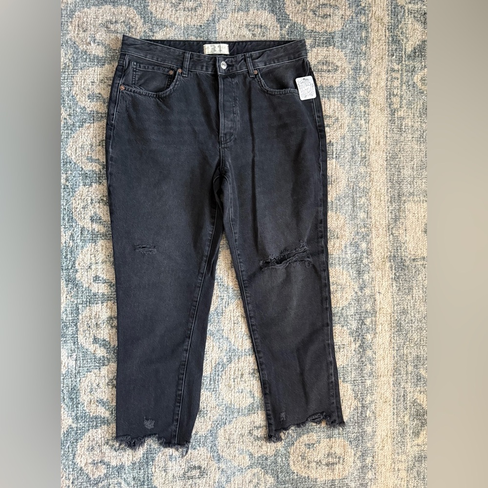 Free People Good Times‎ Relaxed Distressed Straight Leg Jeans Black Size 31 NWT